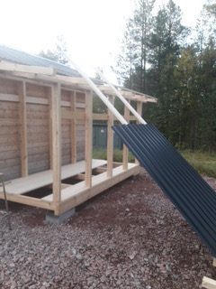 Halkokatos kahdella ovella