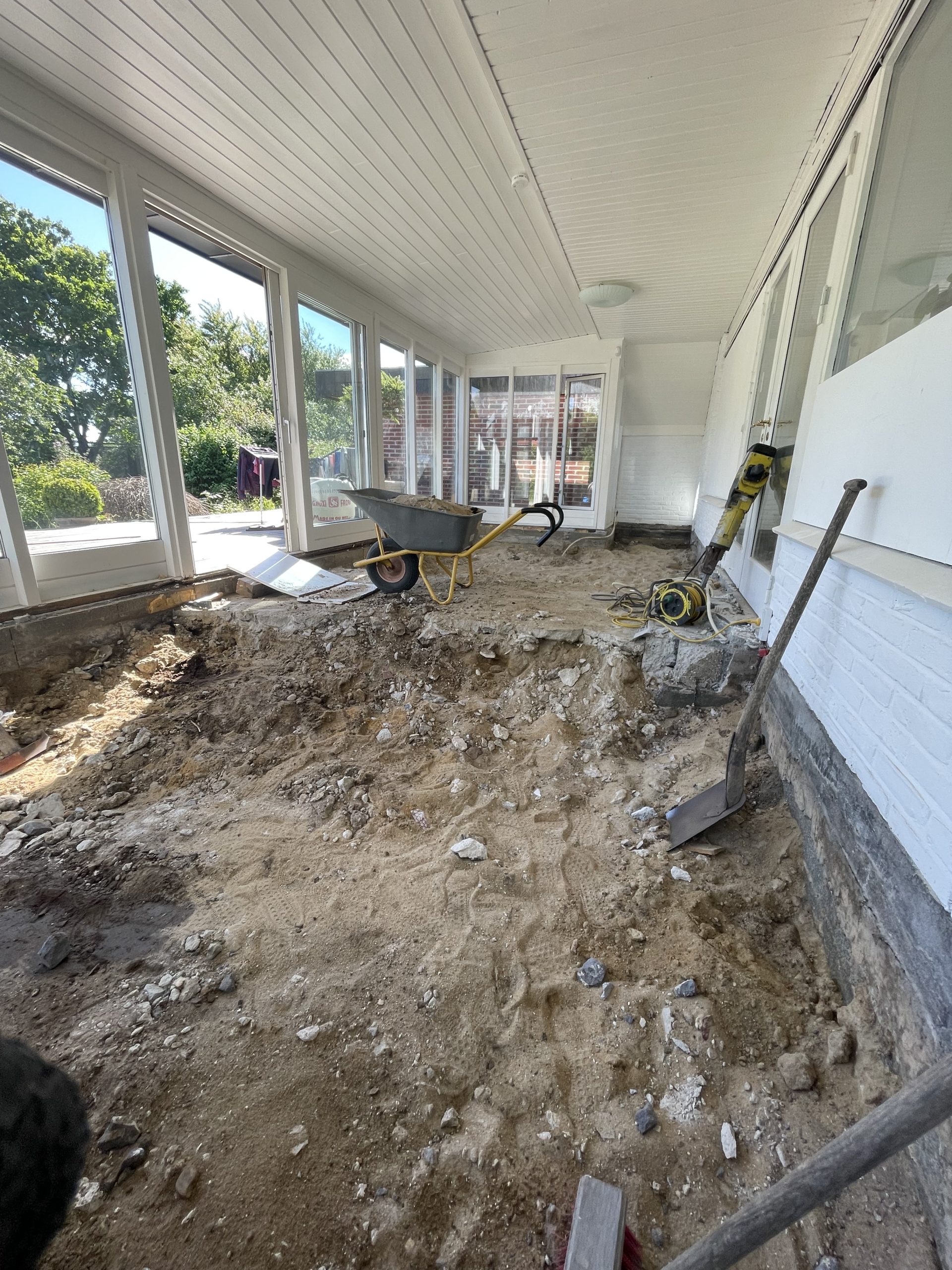 Lattialämmitys lasikuistille