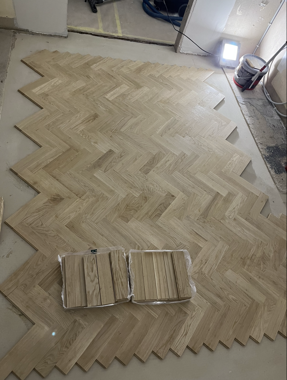 Kehystetty kalanruotolattia