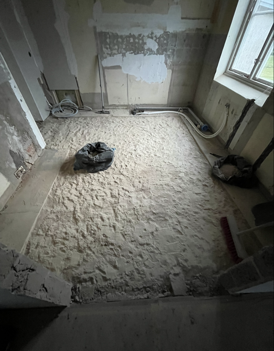 Kehystetty kalanruotolattia