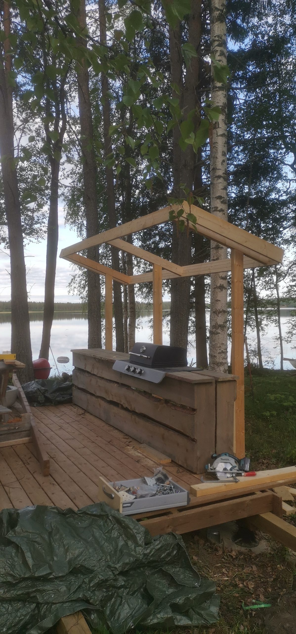 Grillplass av gjenbruksmaterialer