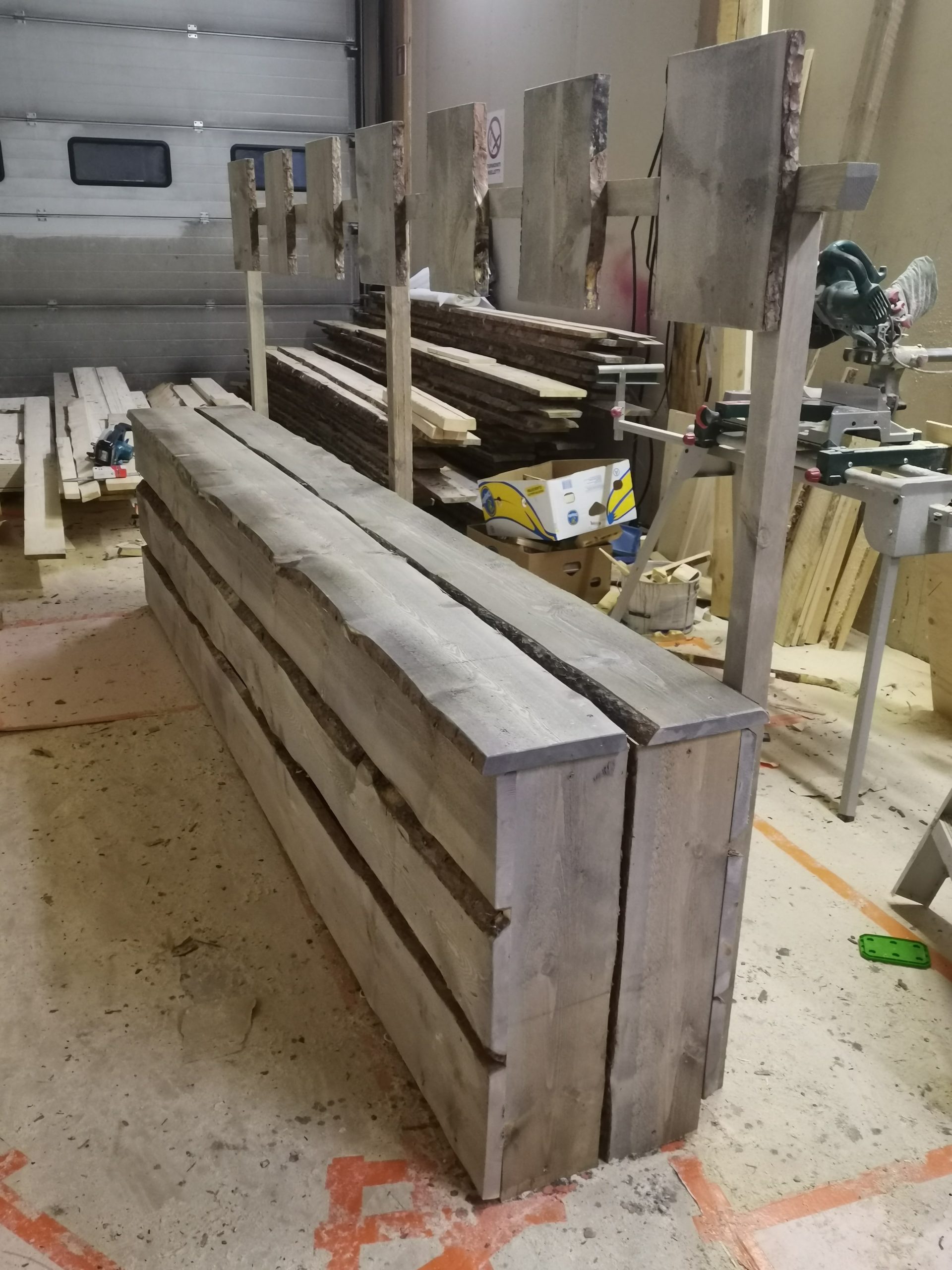 Grillplass av gjenbruksmaterialer