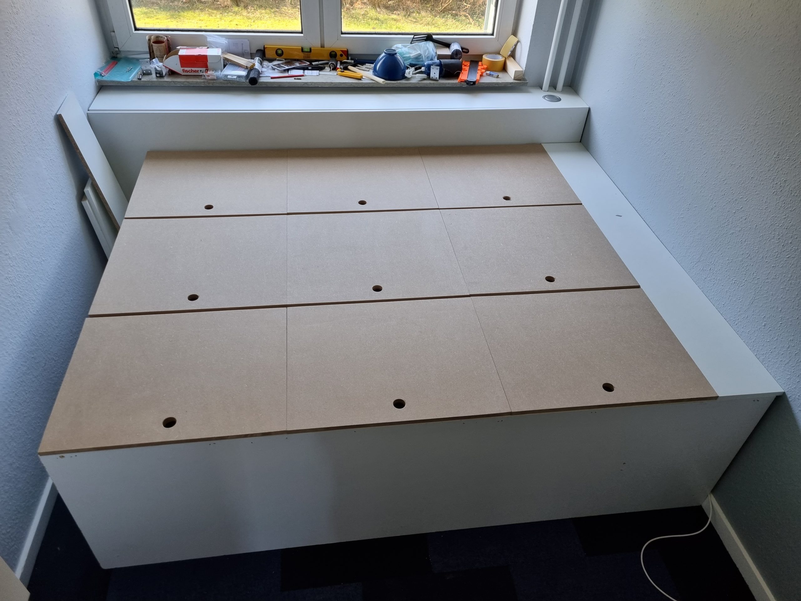 Gæsteseng af klædeskabe