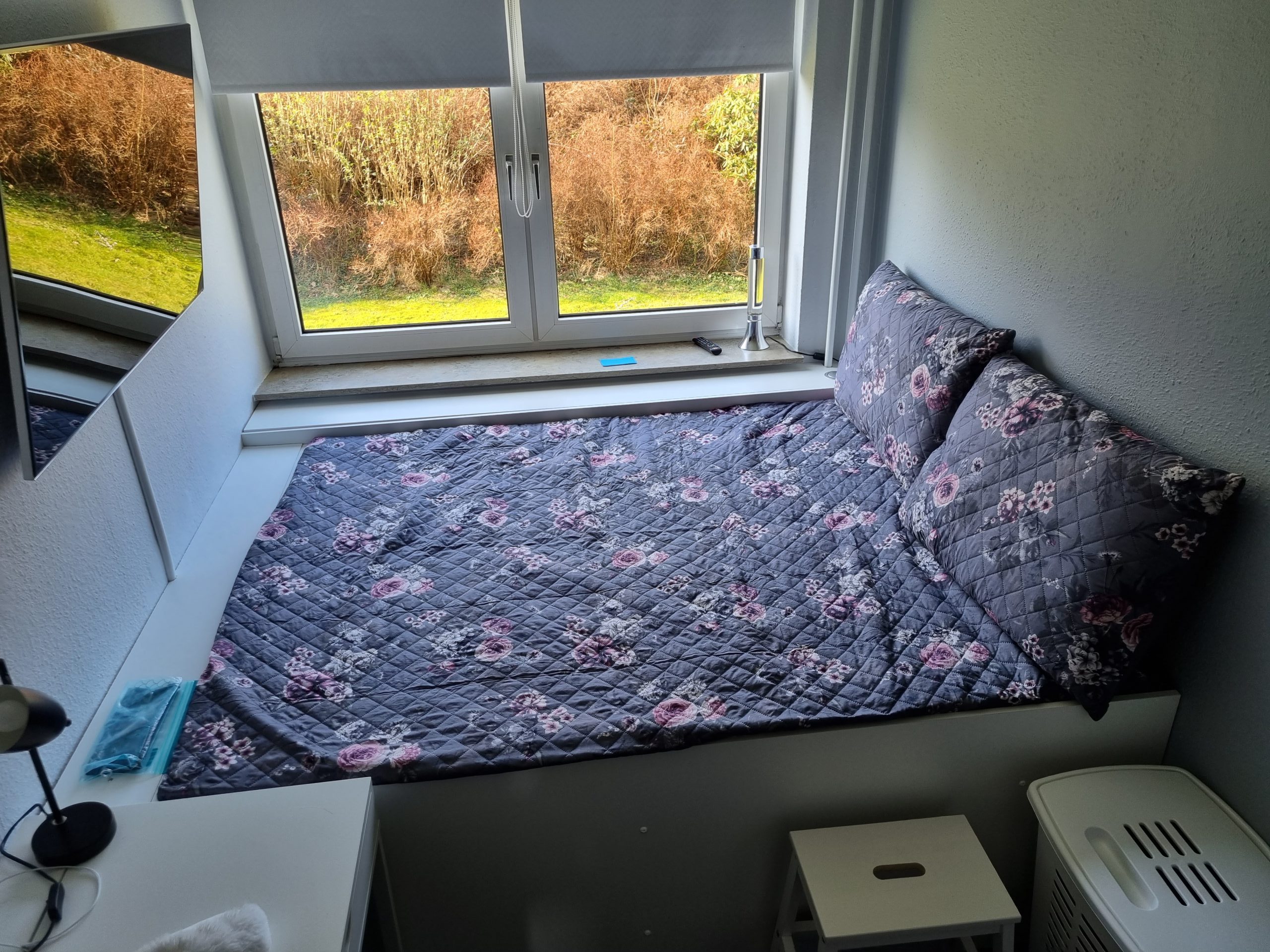 Gæsteseng af klædeskabe