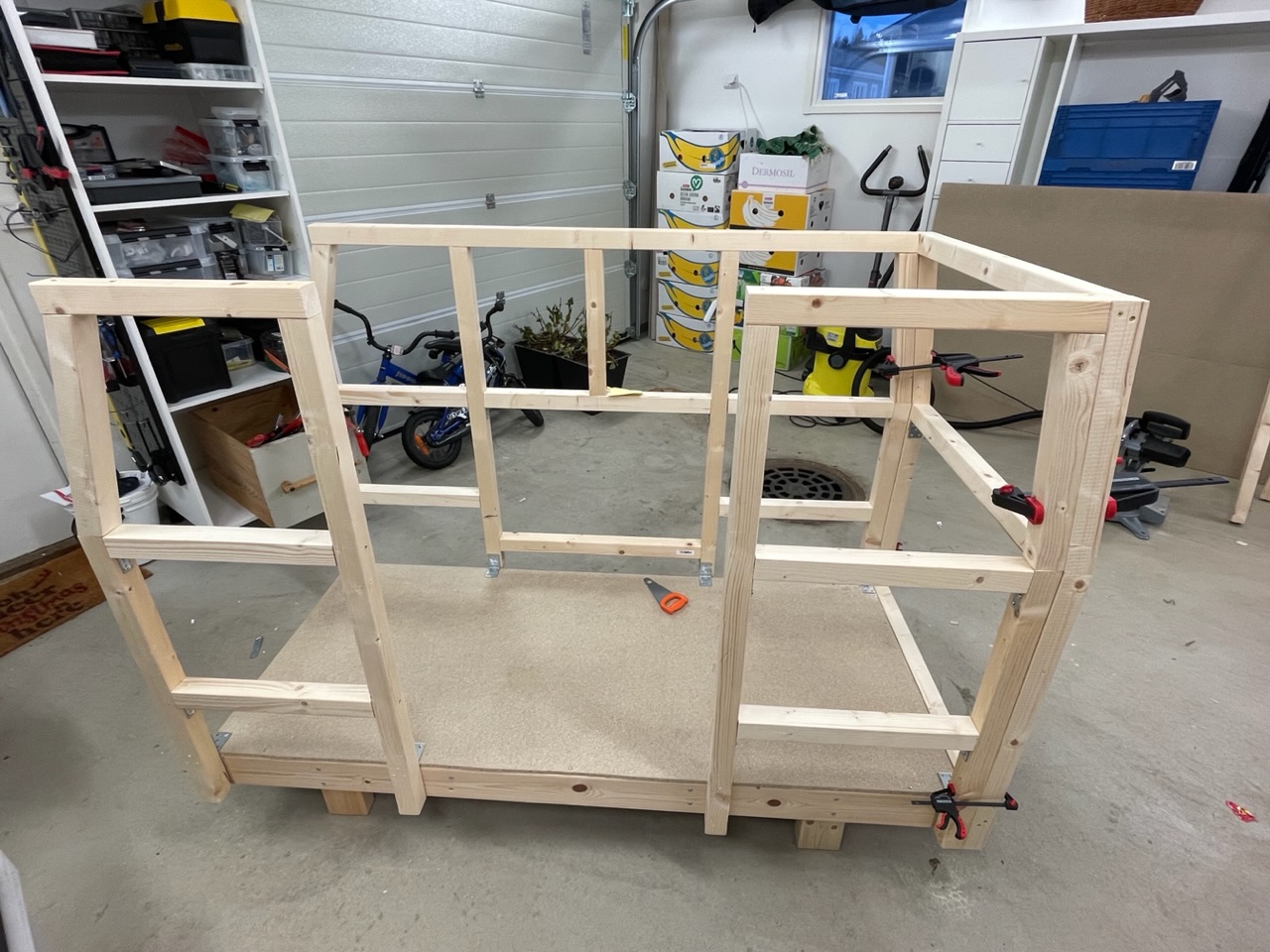 Børneseng som VW-minibus