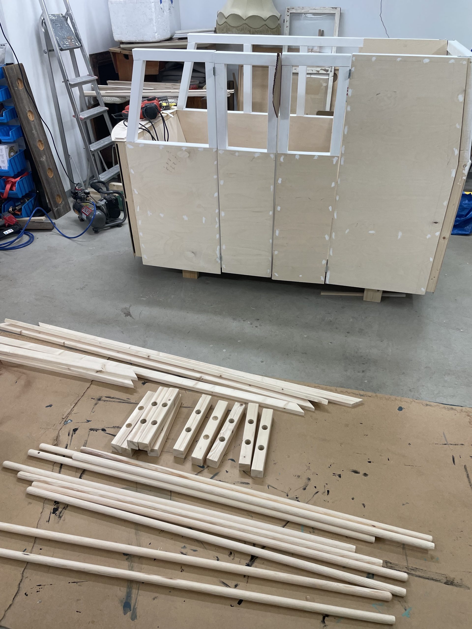 Børneseng som VW-minibus