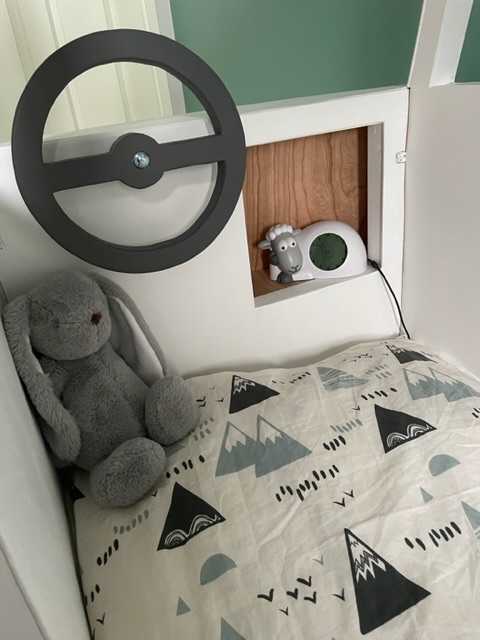 Børneseng som VW-minibus