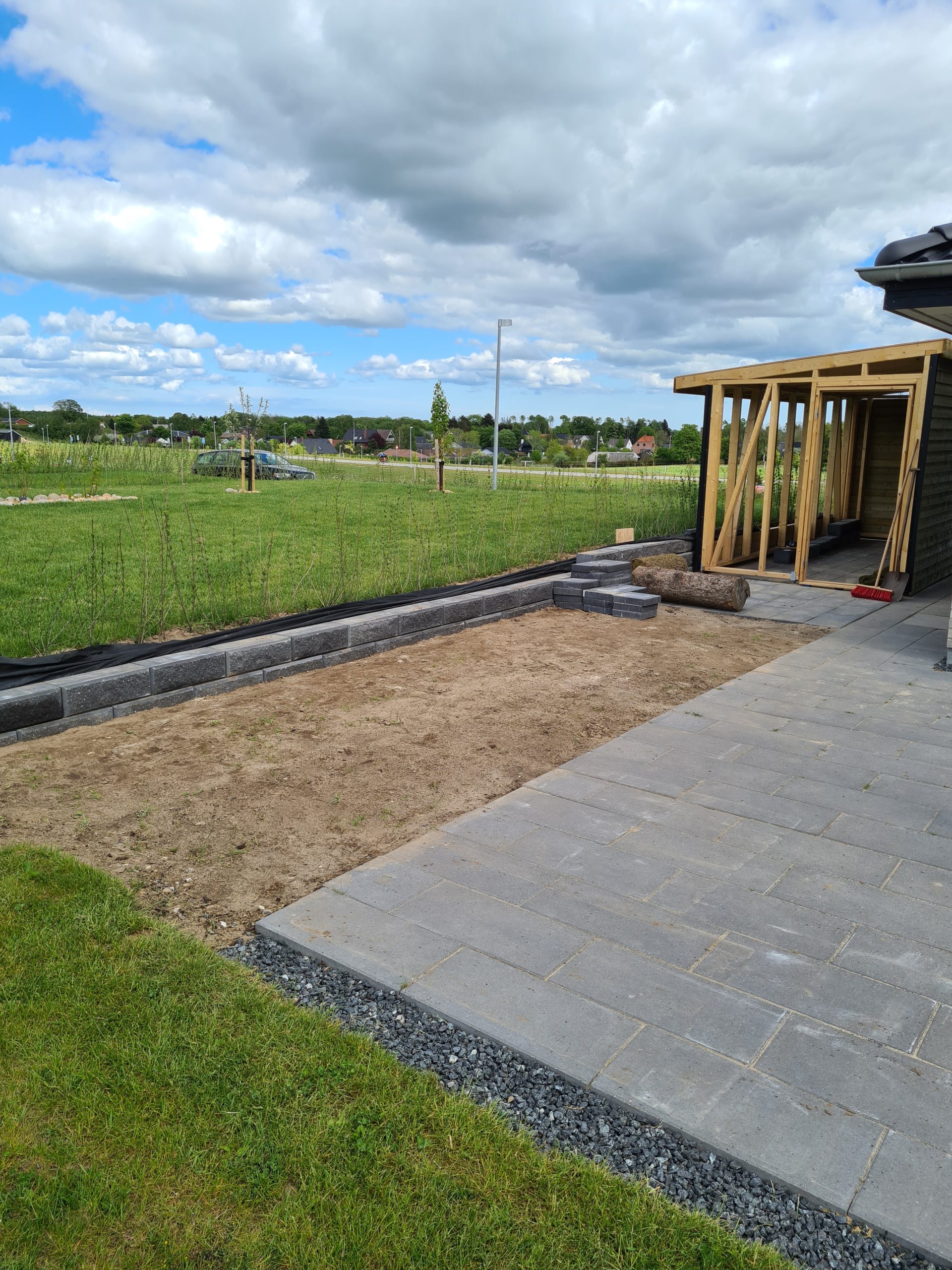 Förråd med fjällpanel