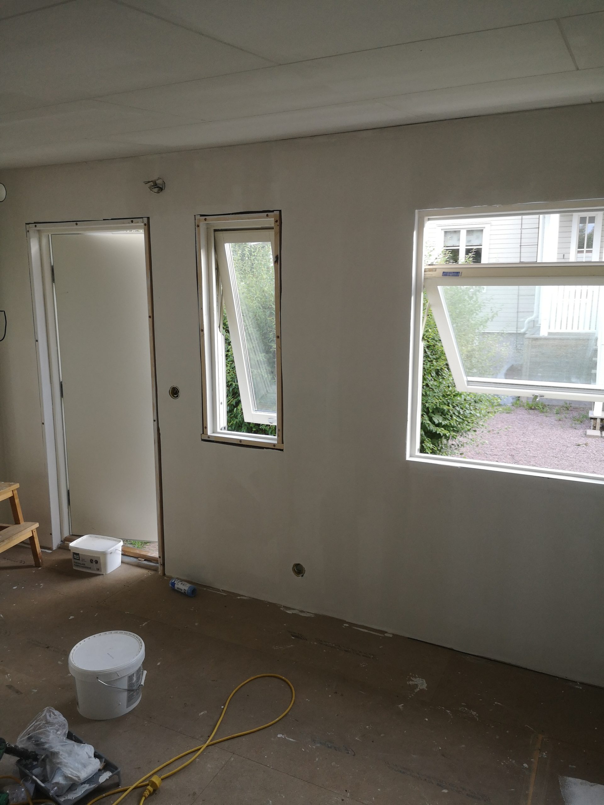 Trädgårdsförråd med pulpettak