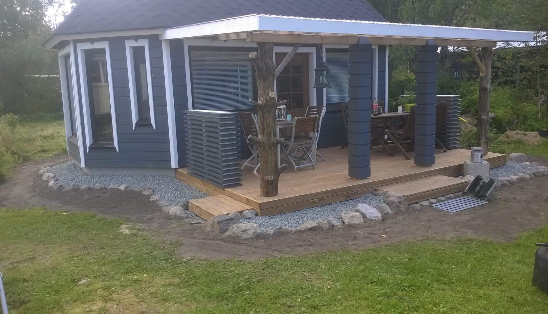 Man cave med liten terrass