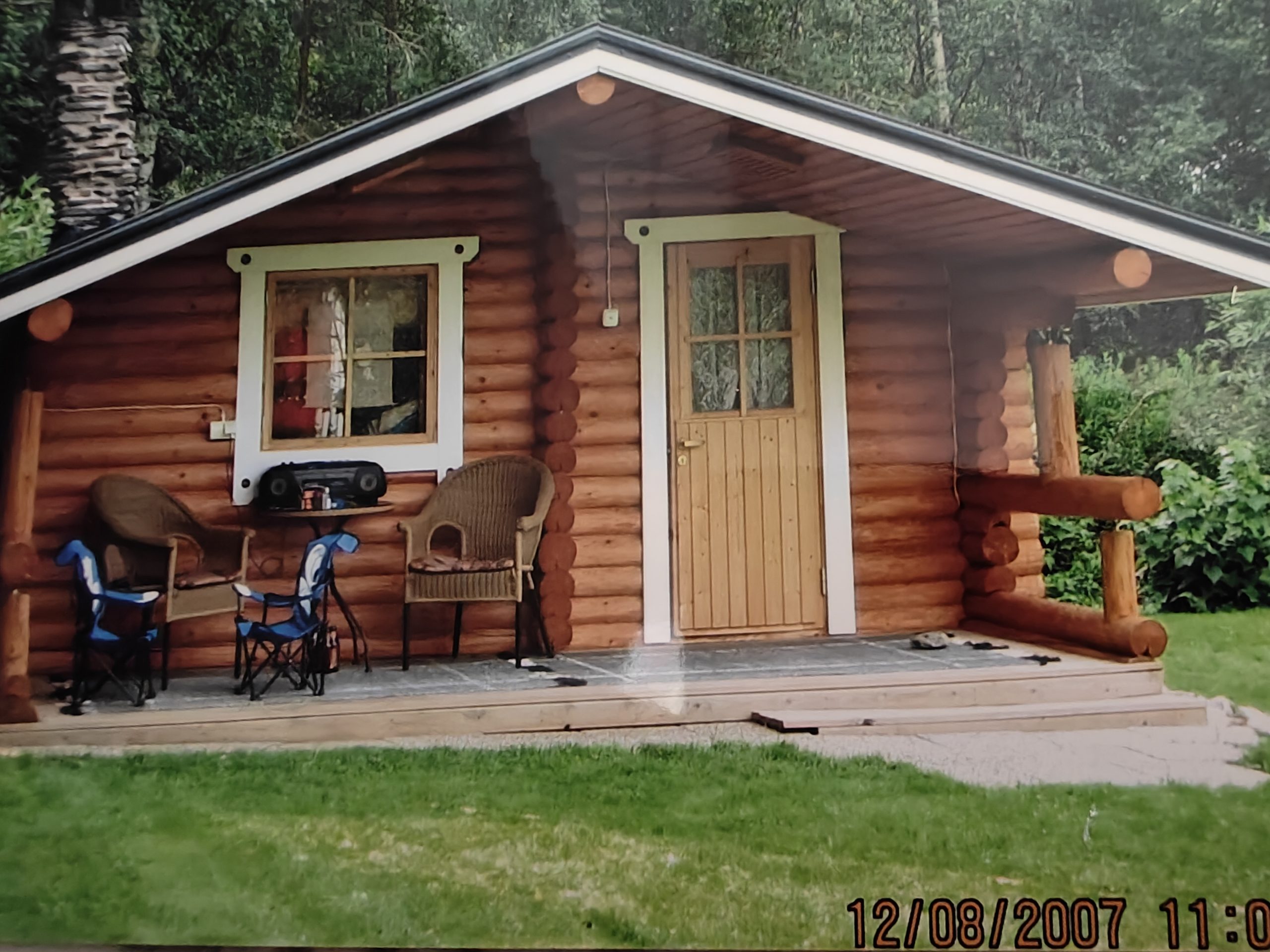 Timmerstuga med bastu