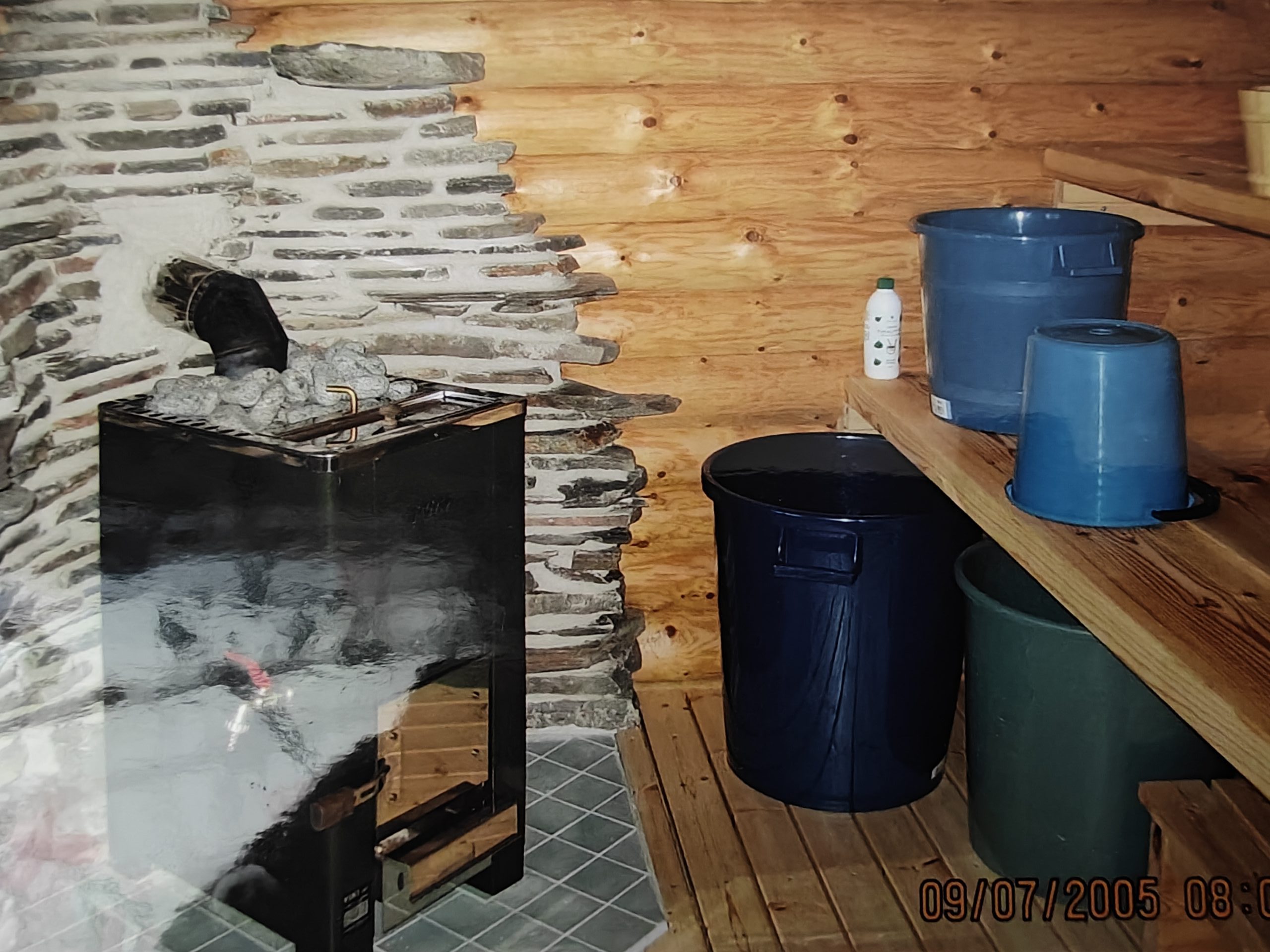 Timmerstuga med bastu