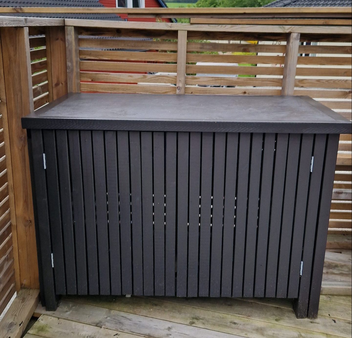 Grillbord med nedfældet flise