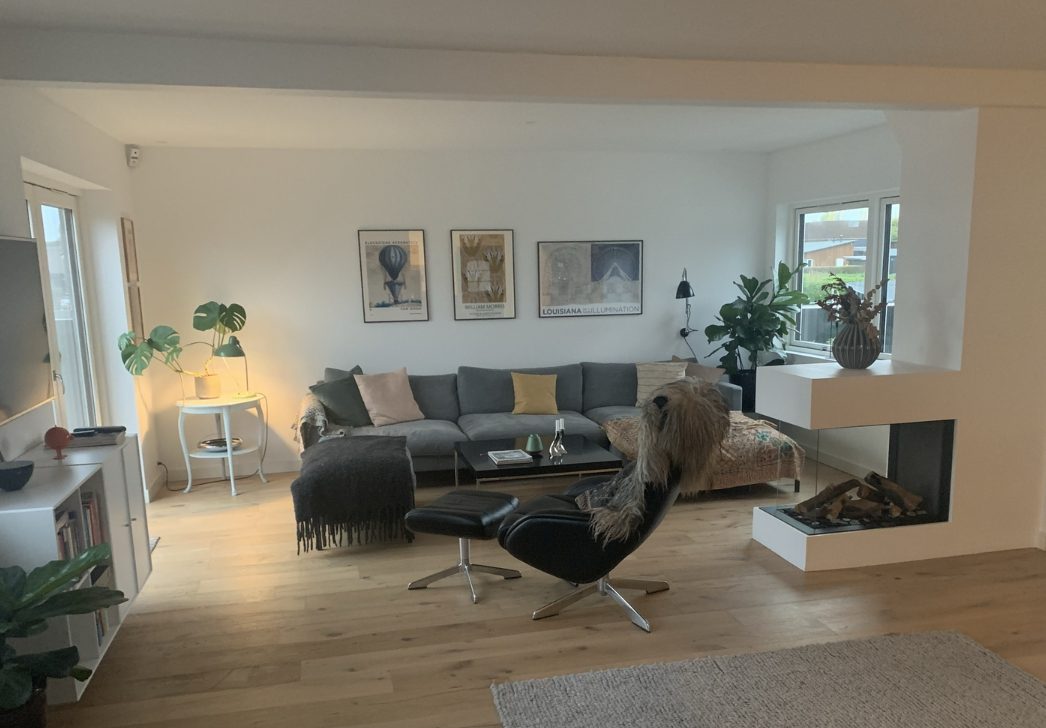 Tilbygning integreret i eksisterende beboelse.