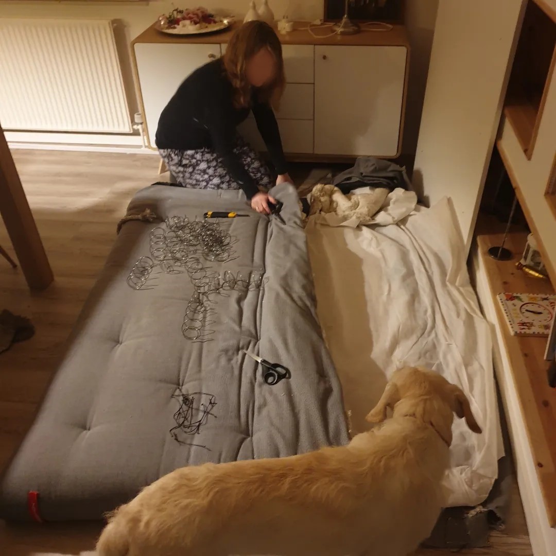 Veggskap med kosekrok