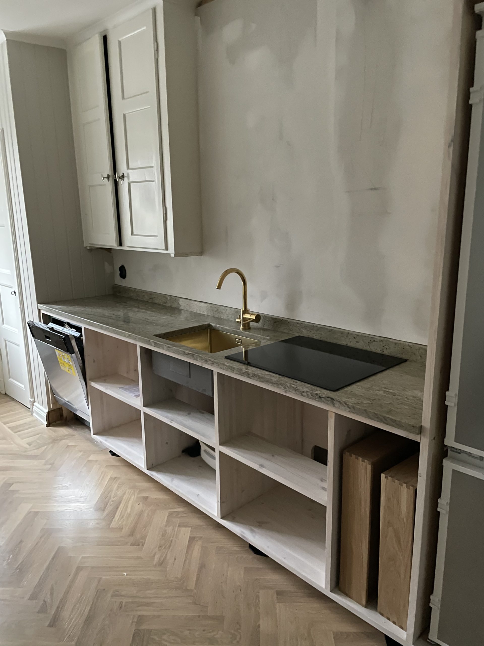 Skreddersydd snekkerkjøkken