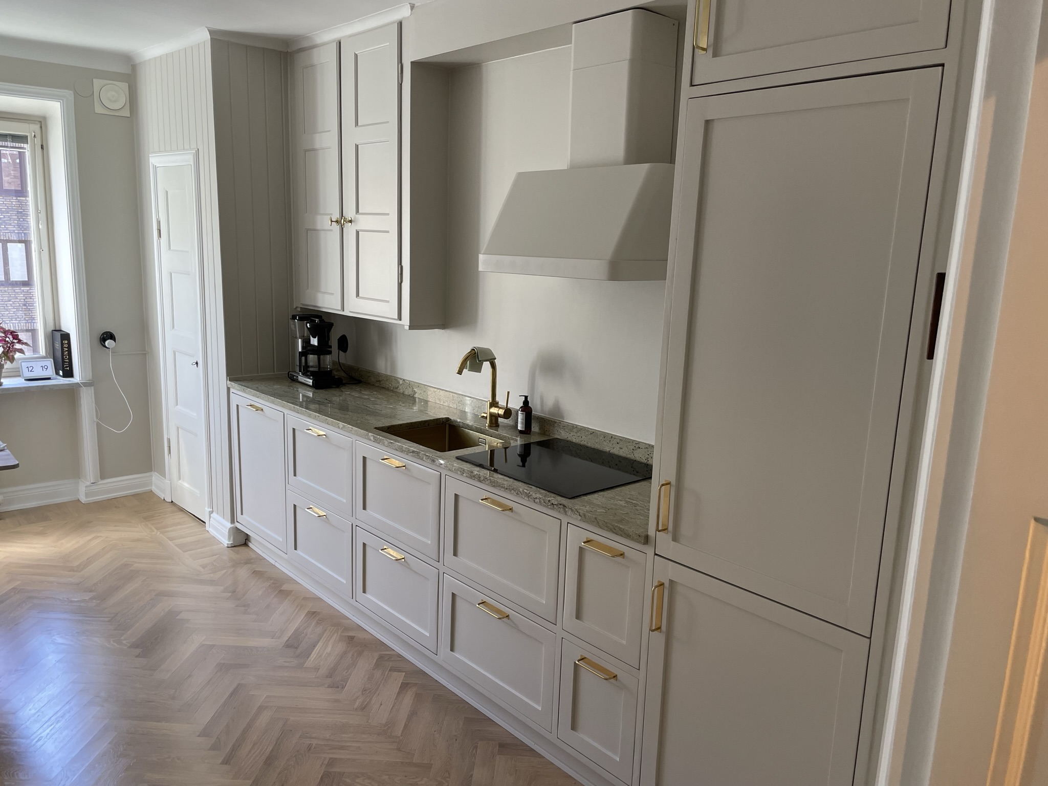 Skreddersydd snekkerkjøkken