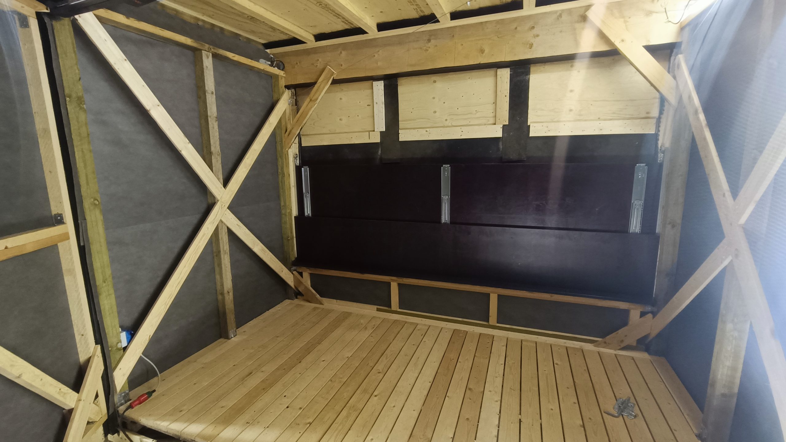 Hevosenruokinta-automaatti