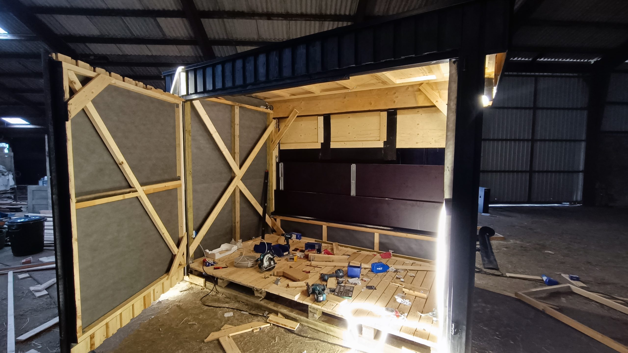 Hevosenruokinta-automaatti