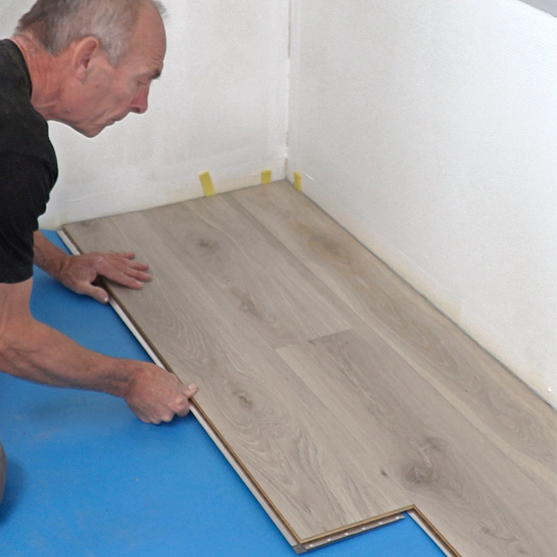 Hvad er laminatgulv lavet af