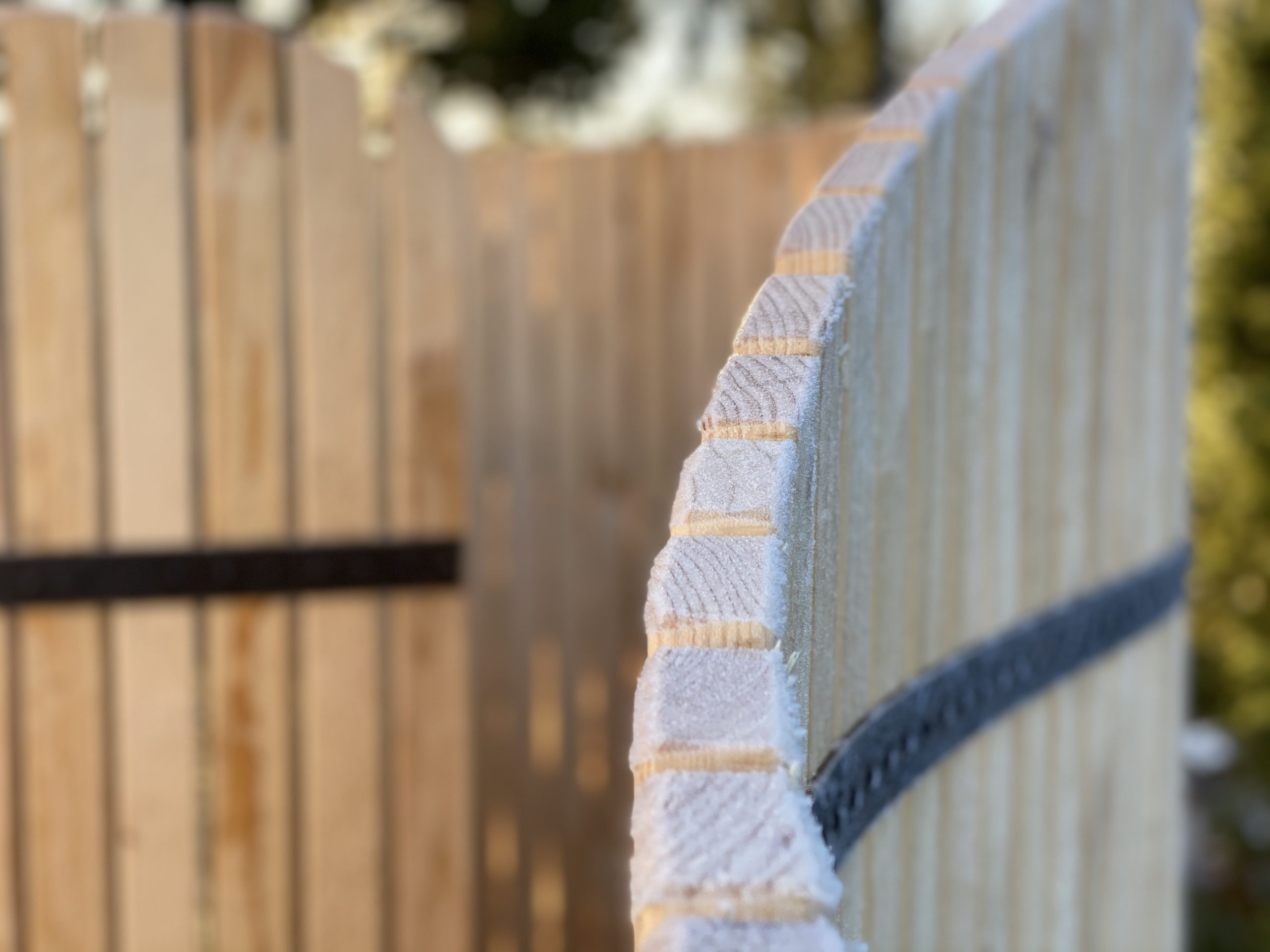 Udendørs bruser af trælister