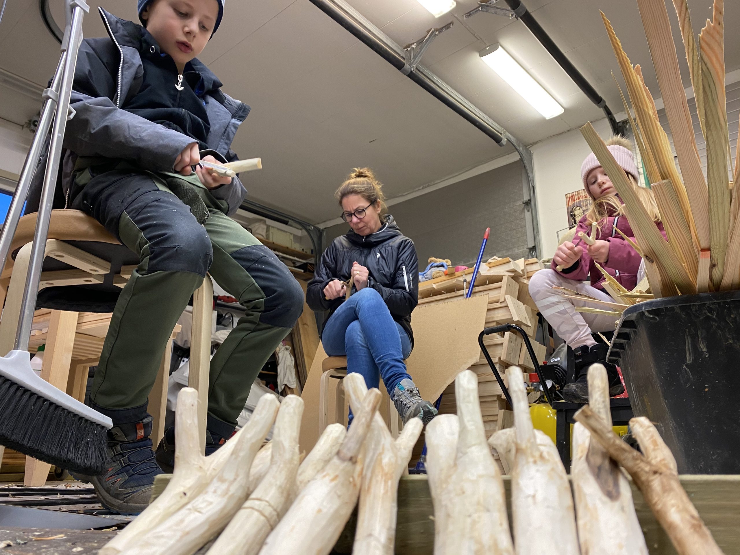 Udendørs bruser af trælister