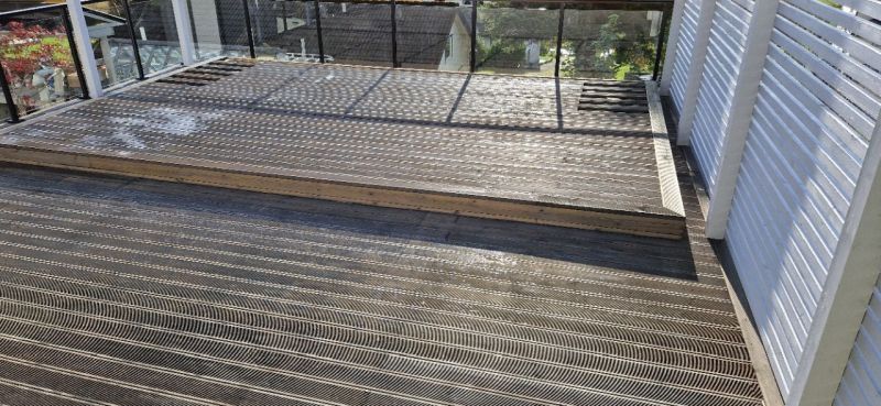 Svømmebasseng med overbygg