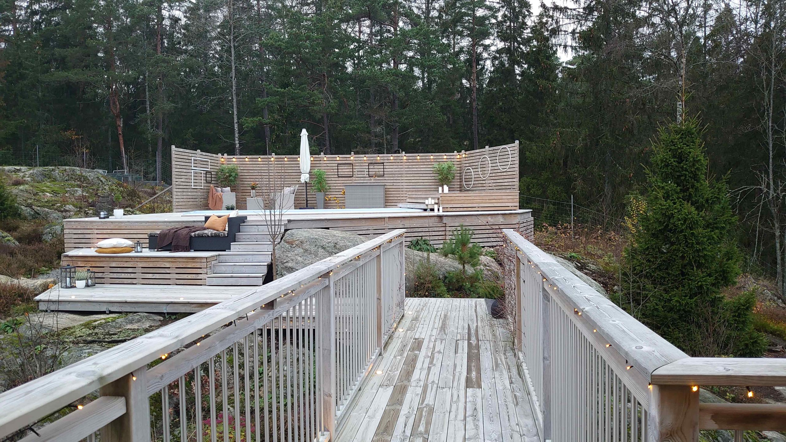 Svømmebasseng på fjellet