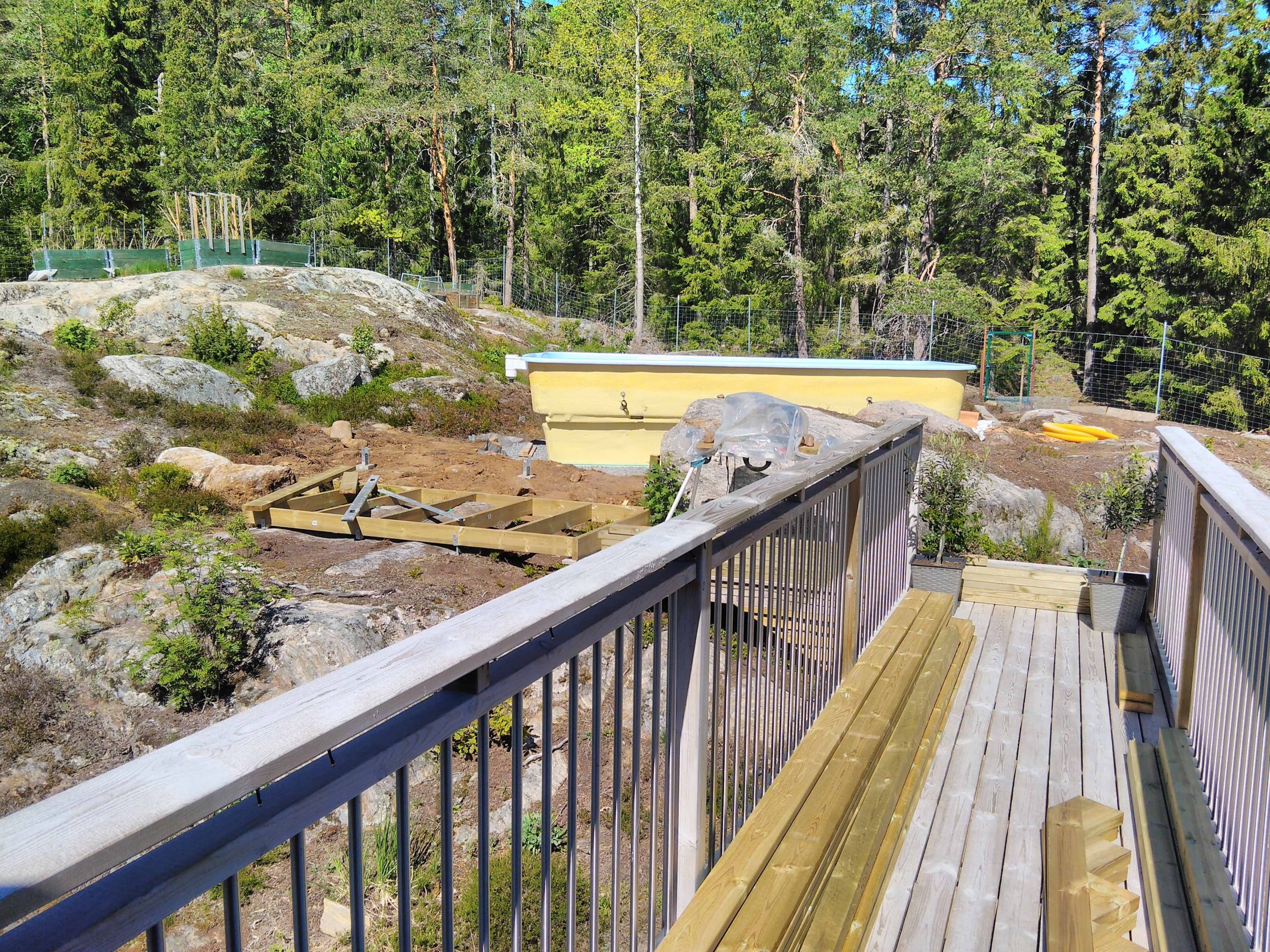 Svømmebasseng på fjellet