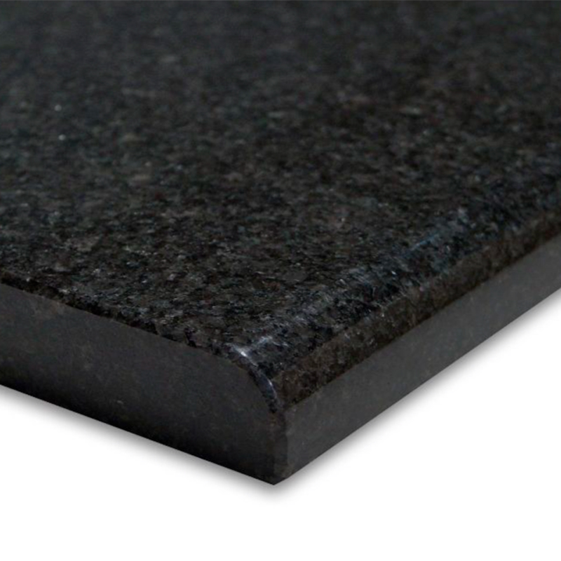 Polering av benkeplater i granitt