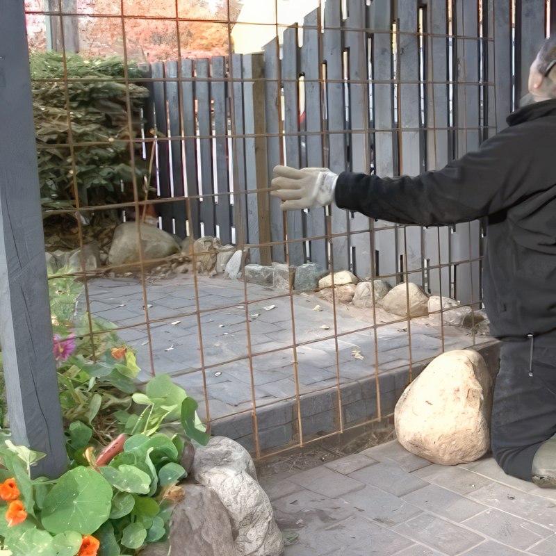 rionet hegn med efeu