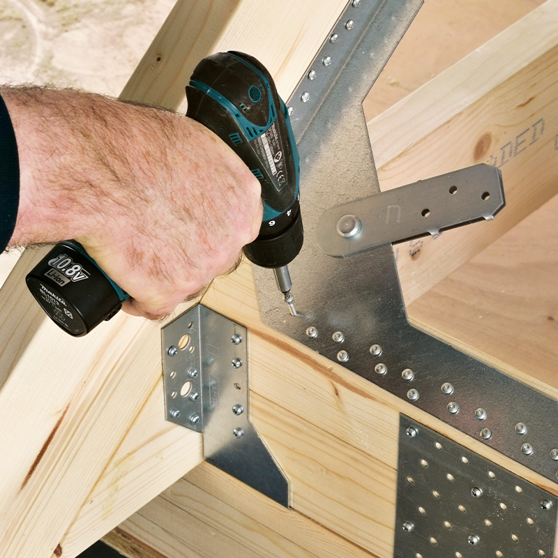 Vindtrækbånd montering væg