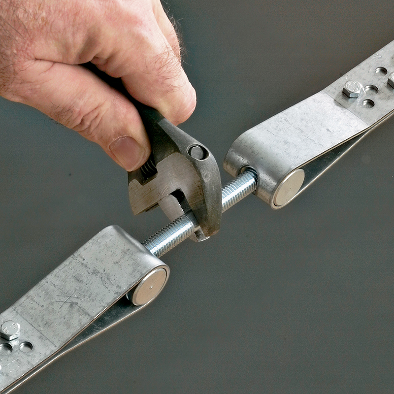 Vindtrækbånd beslag