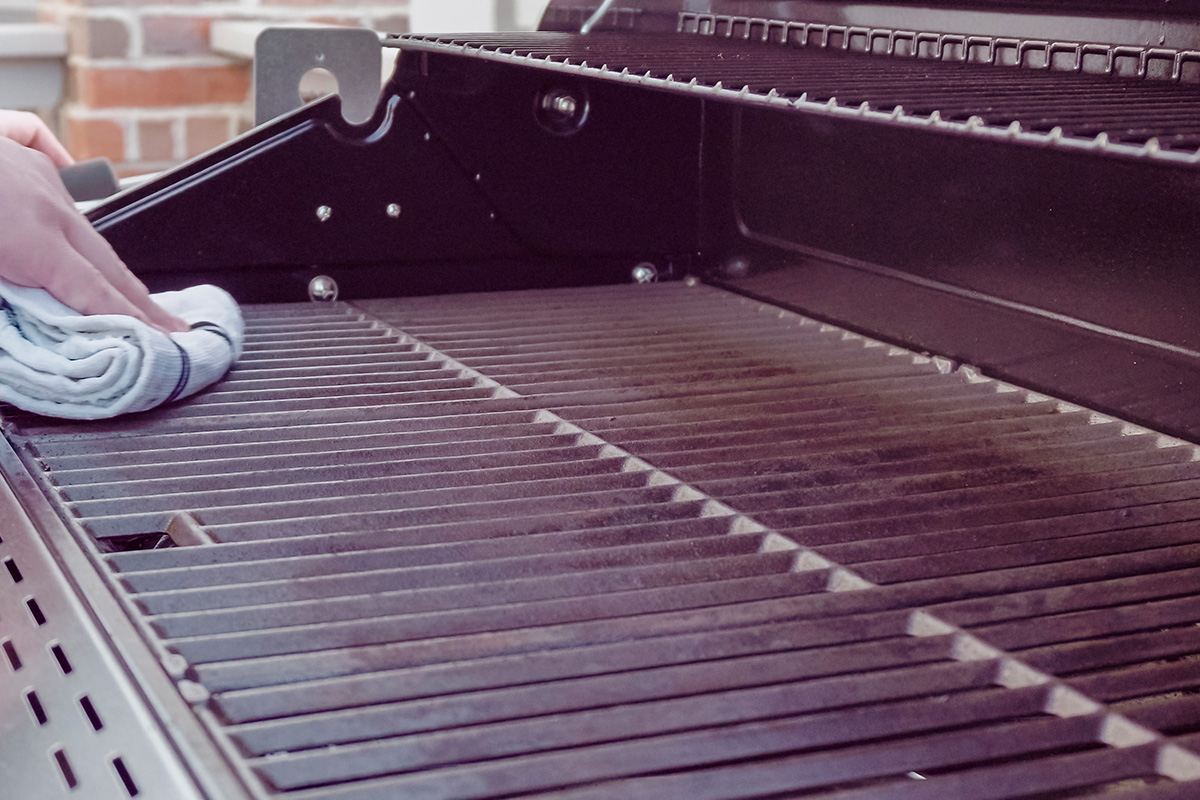 Rengjøring av gassgrillen