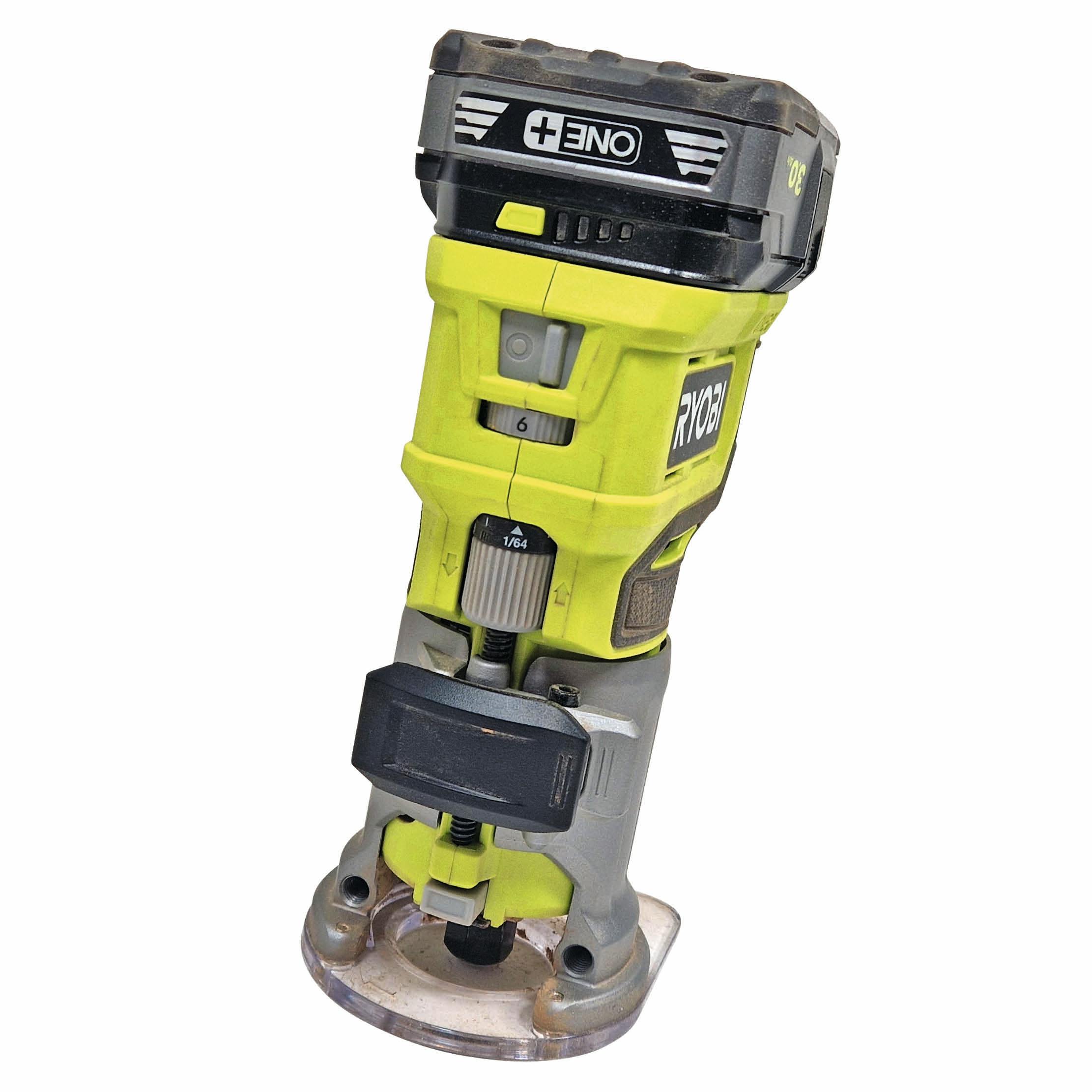 Kantfreser test: RYOBI RTR18-0