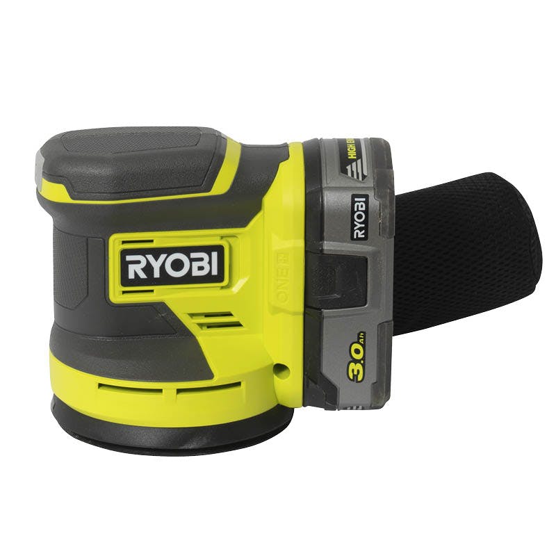 Eksenterslipere batteri test: Ryobi RROS18