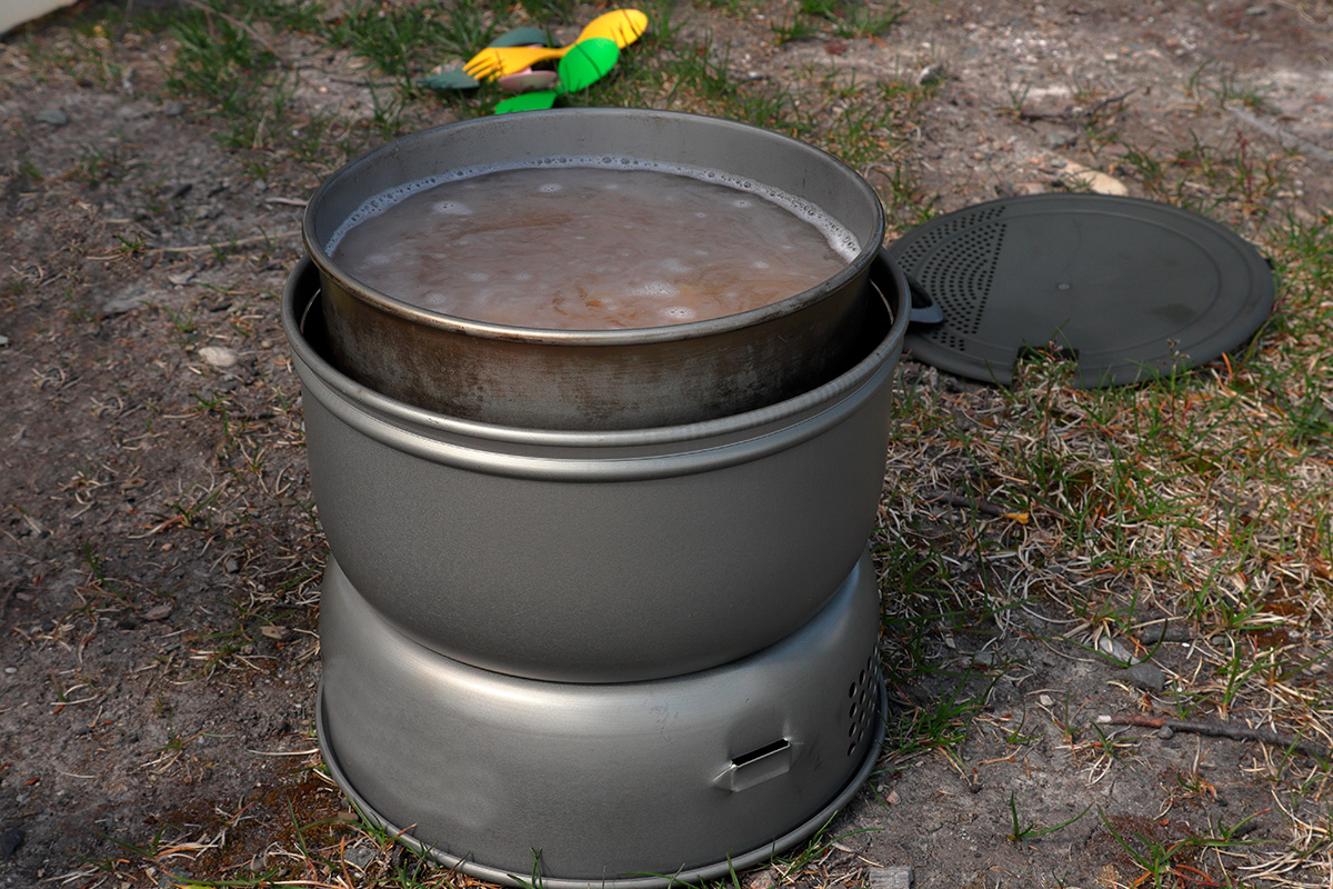 Ruokaa retkikeittimellä