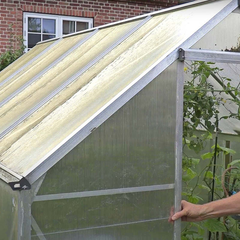 ødelagte plastvinduer