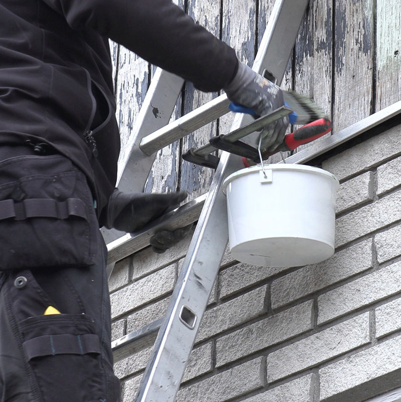 Skruetvinge som krog til maling