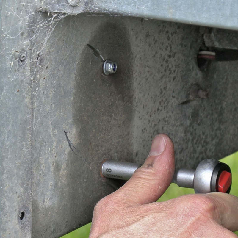 Reflekser til trailer: Skru det gamle refleks af