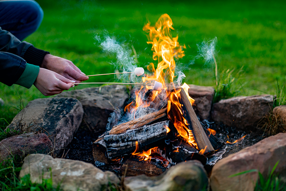 Sådan laver du bål i haven