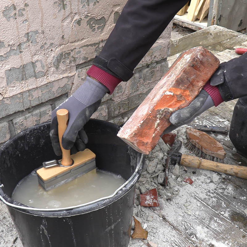 Byte av tegelstenar: Fukta även den nya tegelstenen