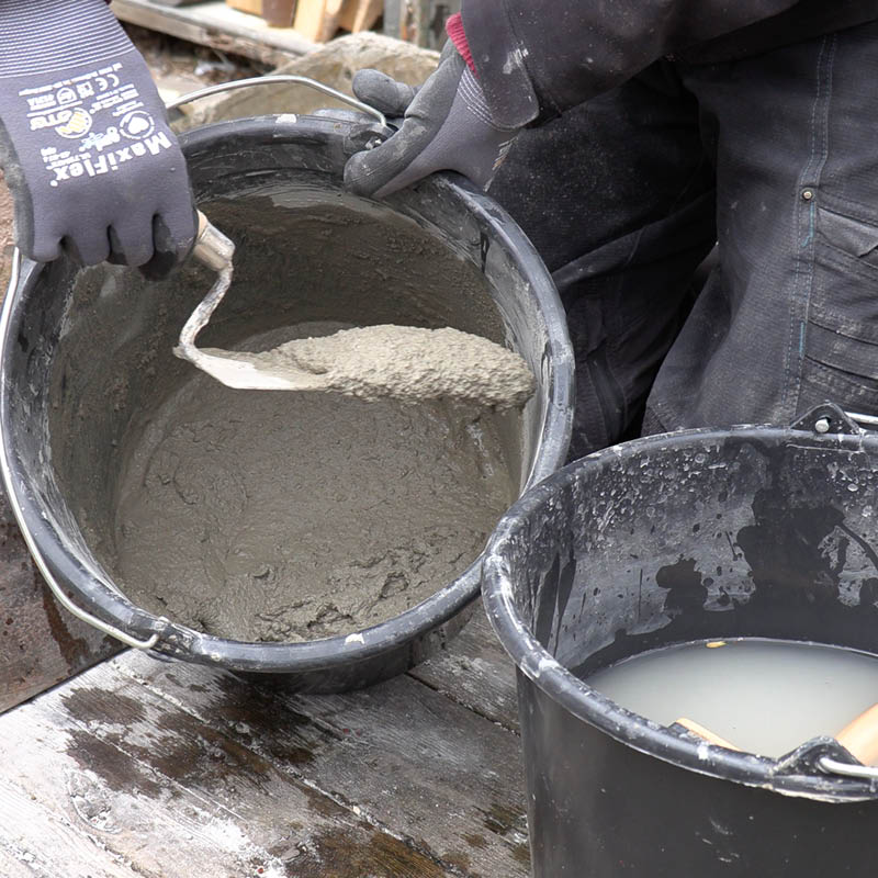 Byta ut tegelstenar: Blanda ditt murbruk