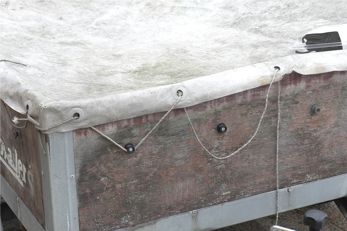 Presenning till släpvagn