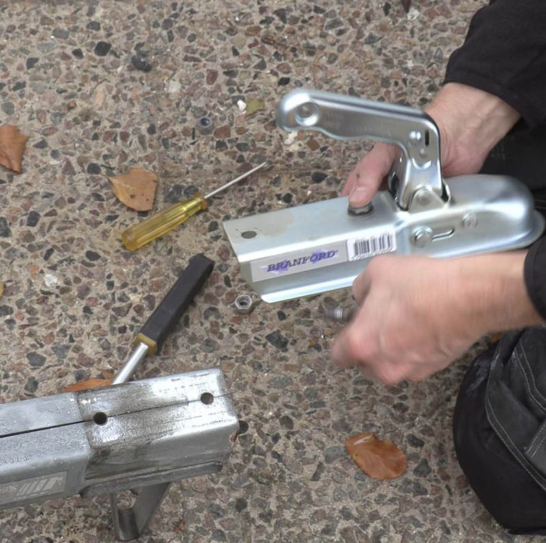 Kulekobling tilhenger: Sett på den nye koblingen