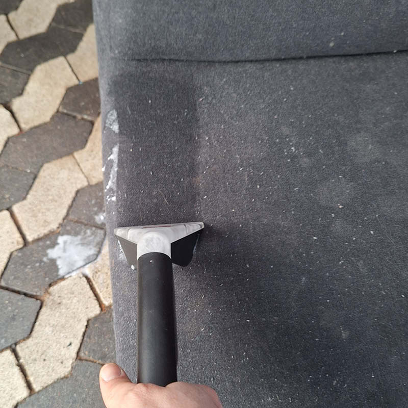 Möbeltvätt: Rengör med munstycket