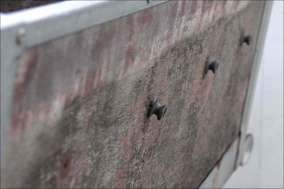 Lösa fästknoppar till presenningen