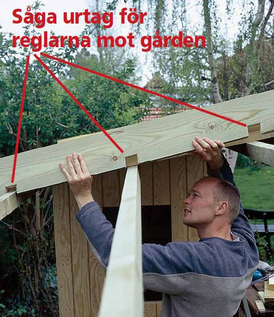 Hönshus med hönsgård: Vindskivorna i gavlarna