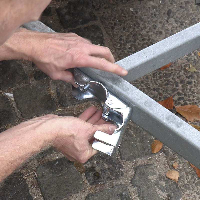 Nesehjul tilhenger: Åpne klembøylen