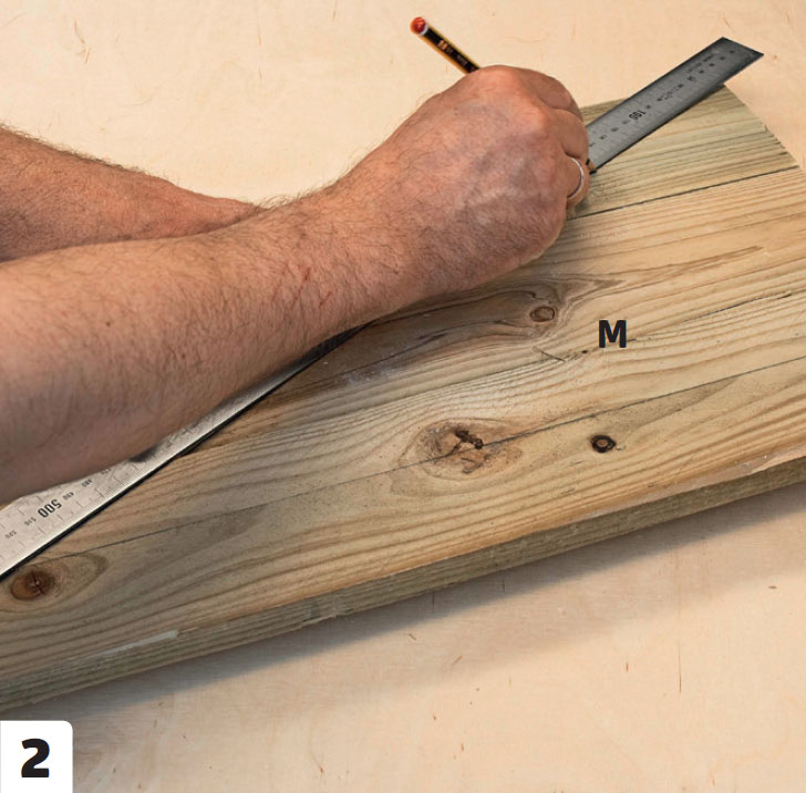 Litet växthus mot vägg: Markera den diagonala linjen